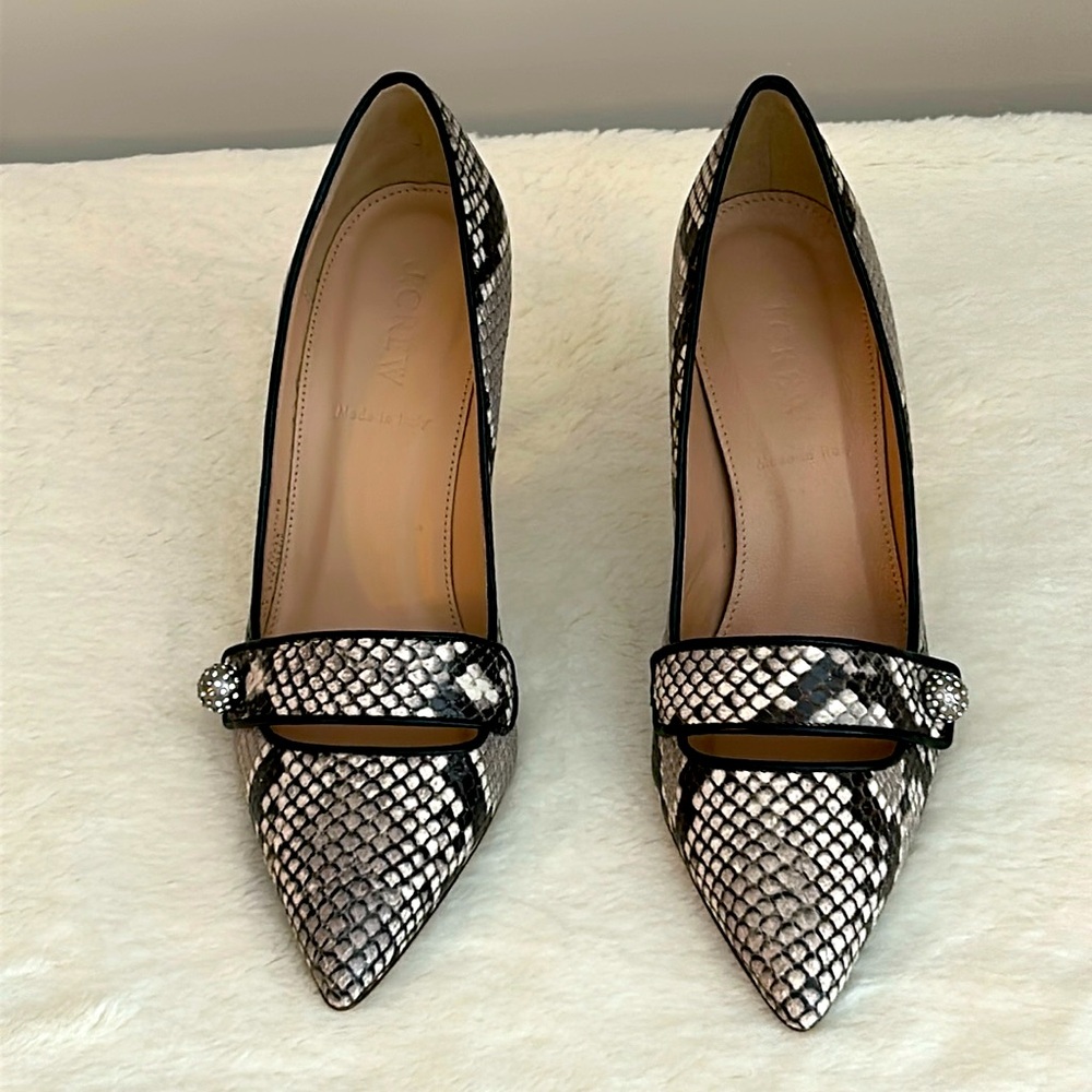J Crew Elsie pave pumps in snakeskin printed leather. Size 7. Lining leather